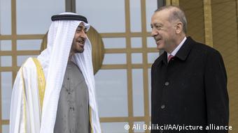 Ο Τούρκος πρόεδρος με τον διάδοχο του θρόνου στα Ηνωμένα Αραβικά Εμιράτα 