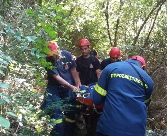 Διάσωση τραυματισμένου ορειβάτη στον Όλυμπο από τις αρχές διάσωσης